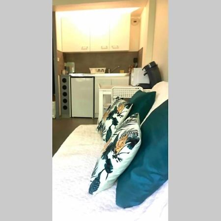 Superbe Studio Hyper Centre Proche Centre Hospitalier Apartment Мобюж Екстериор снимка
